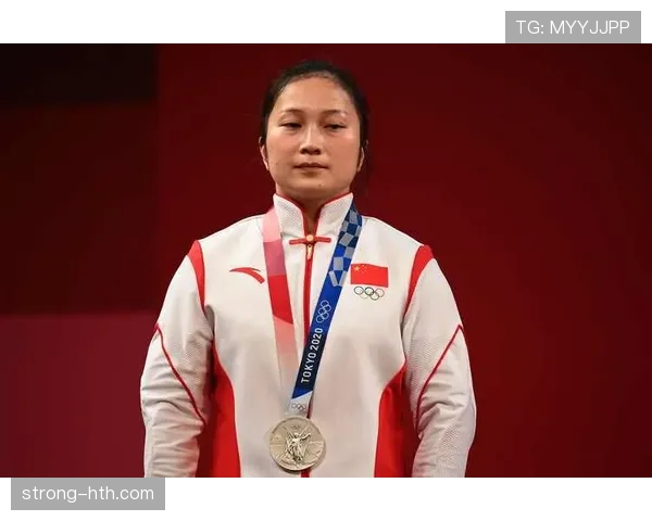 廖秋云训练完直接拎爱马仕去吃米其林，这日子谁顶得住啊